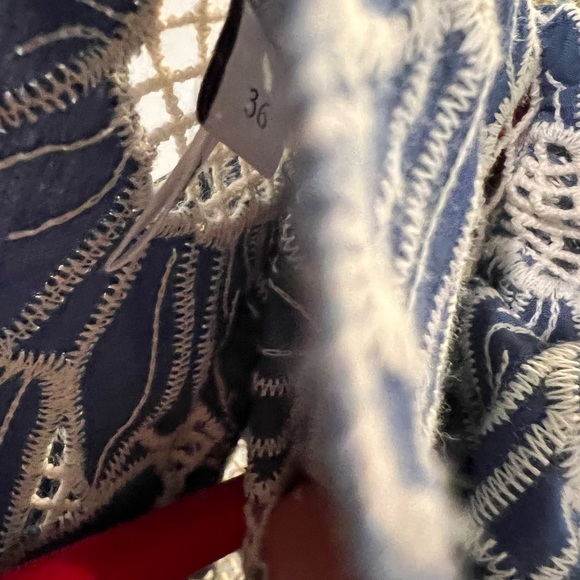 Super cute Authentic -Sandro -dress size 36. Used just once. - Picture 5 of 8